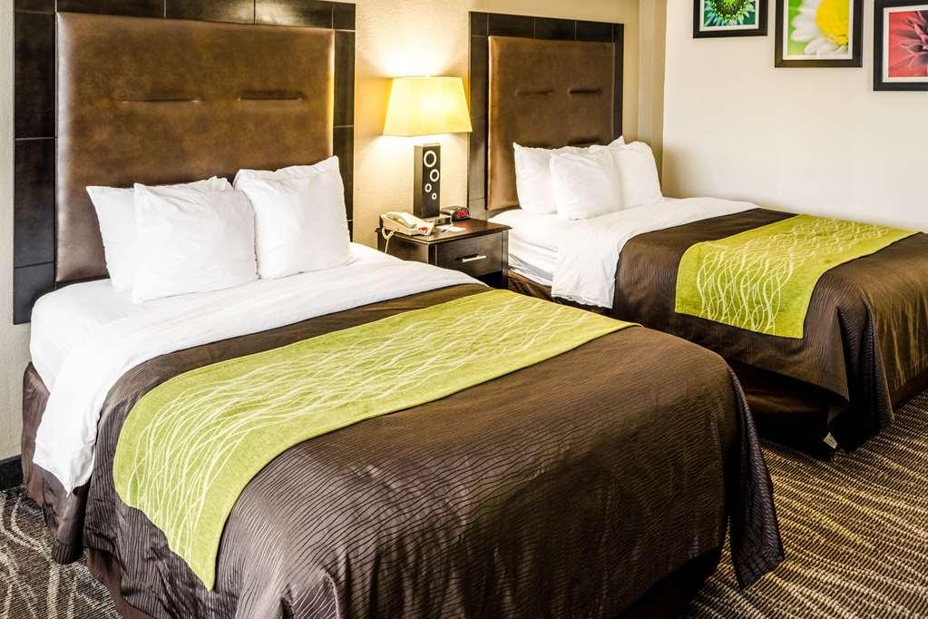 Comfort Inn Downtown Charleston Room photo