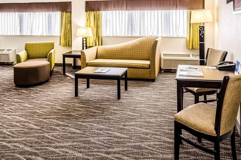 Comfort Inn Downtown Charleston Room photo